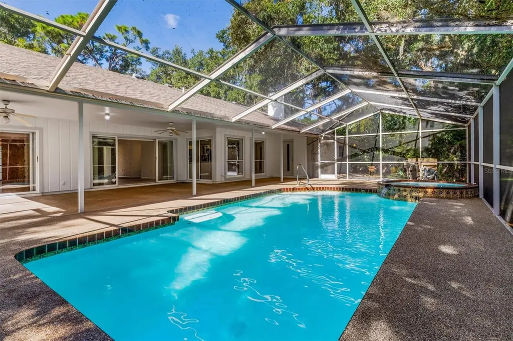 4338 Lost Forest Lane Sarasota FL 34235