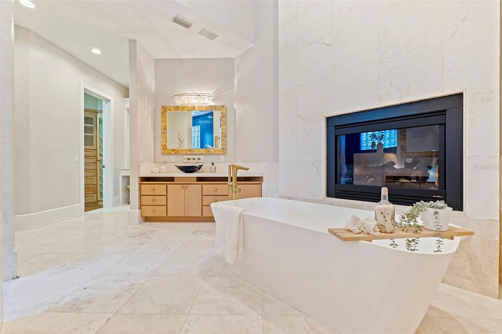 6152 52nd Street S St Petersburg FL 33715