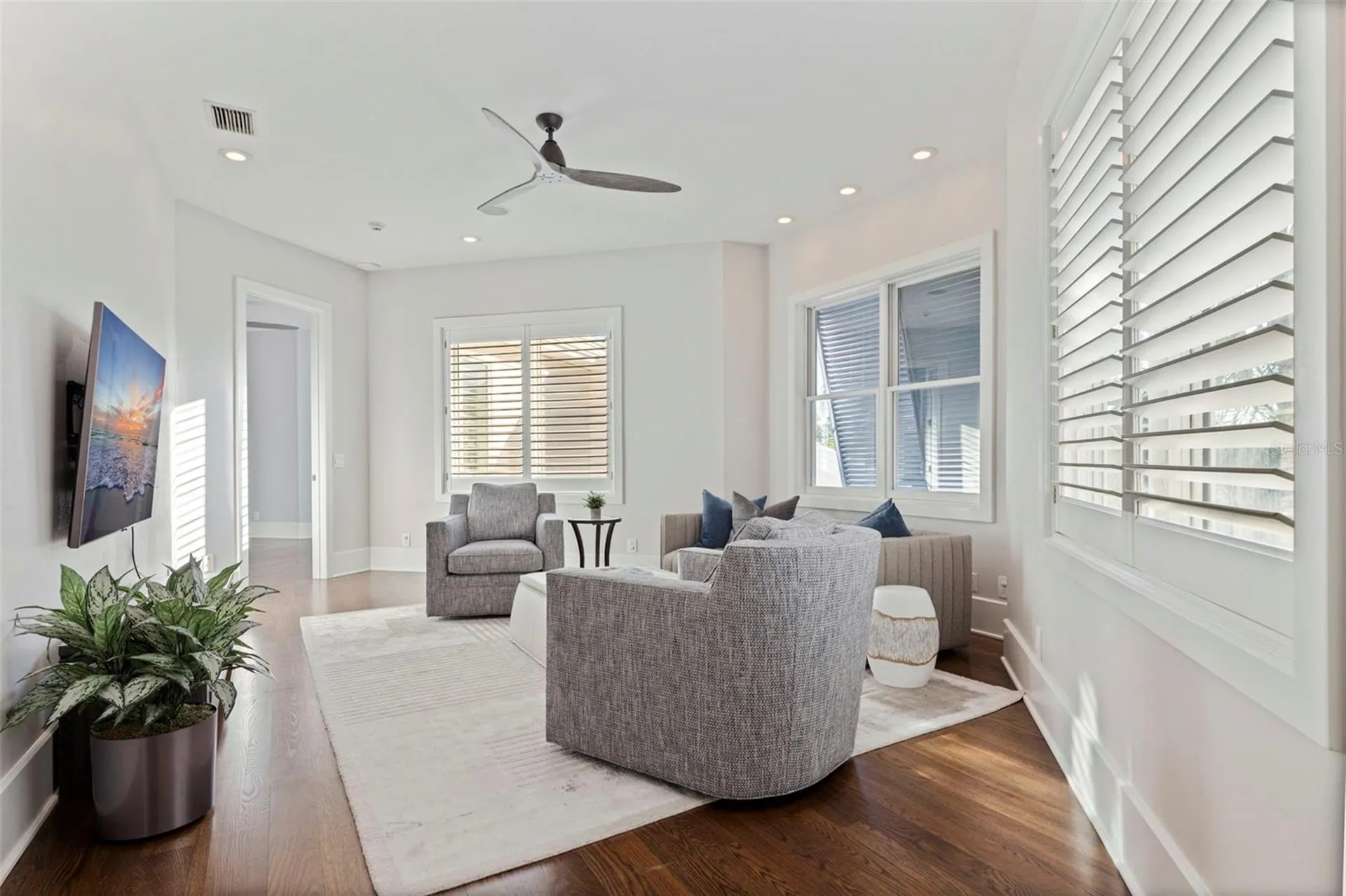 6152 52nd Street S St Petersburg FL 33715