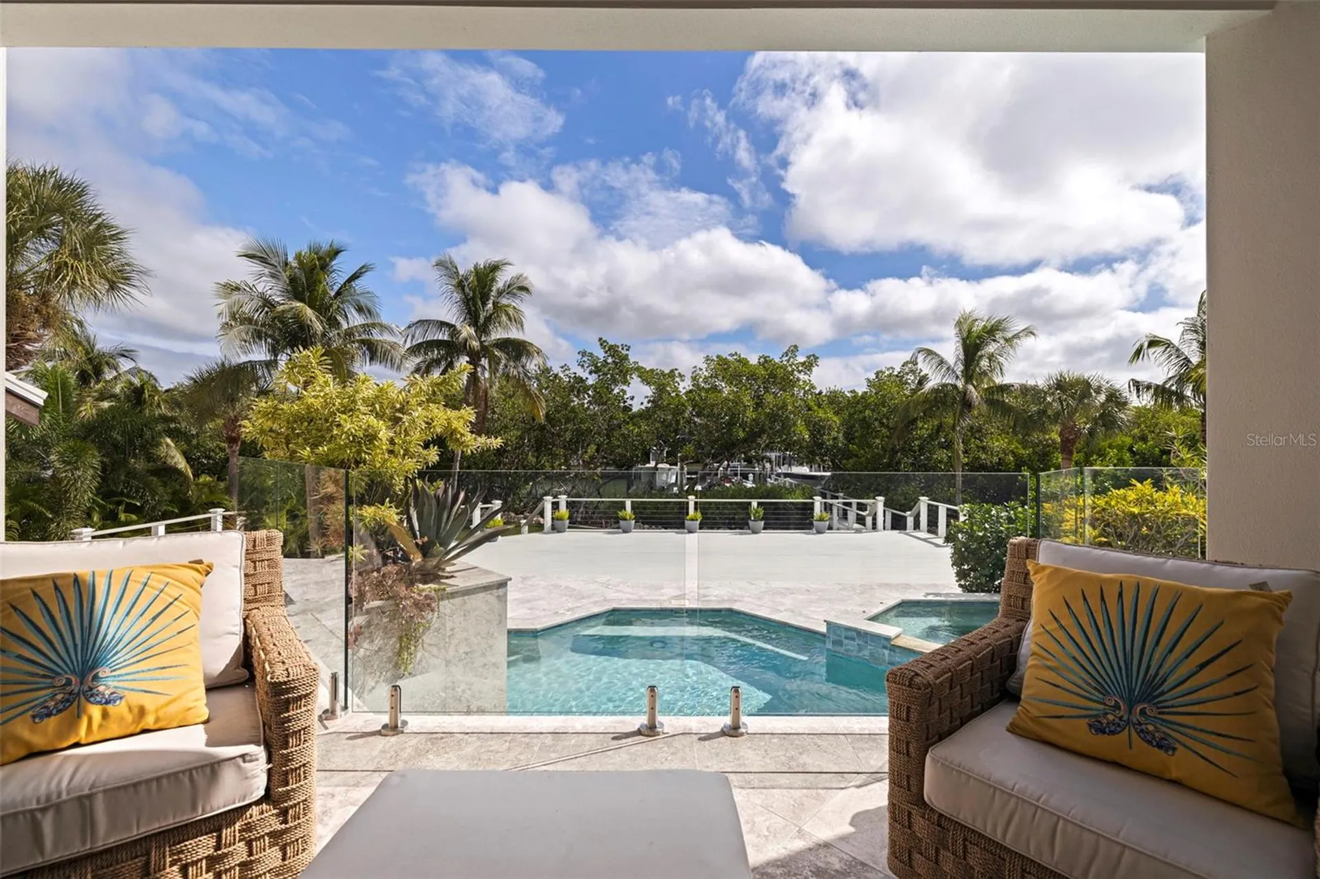 6152 52nd Street S St Petersburg FL 33715