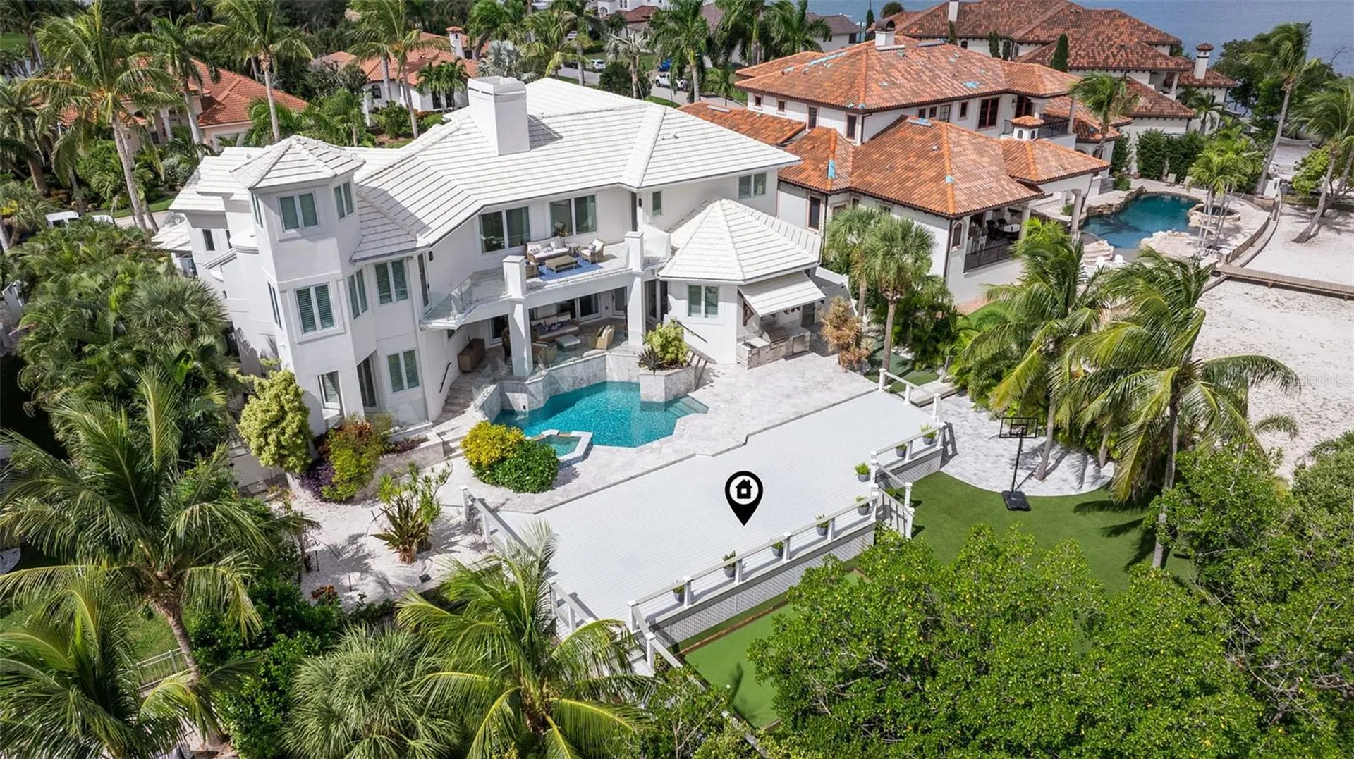 6152 52nd Street S St Petersburg FL 33715