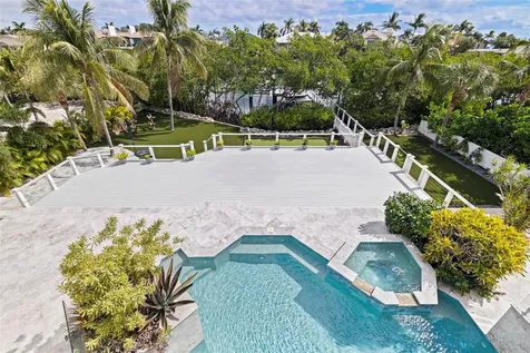 6152 52nd Street S St Petersburg FL 33715