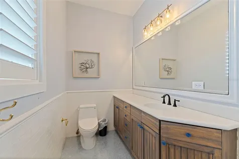 6152 52nd Street S St Petersburg FL 33715