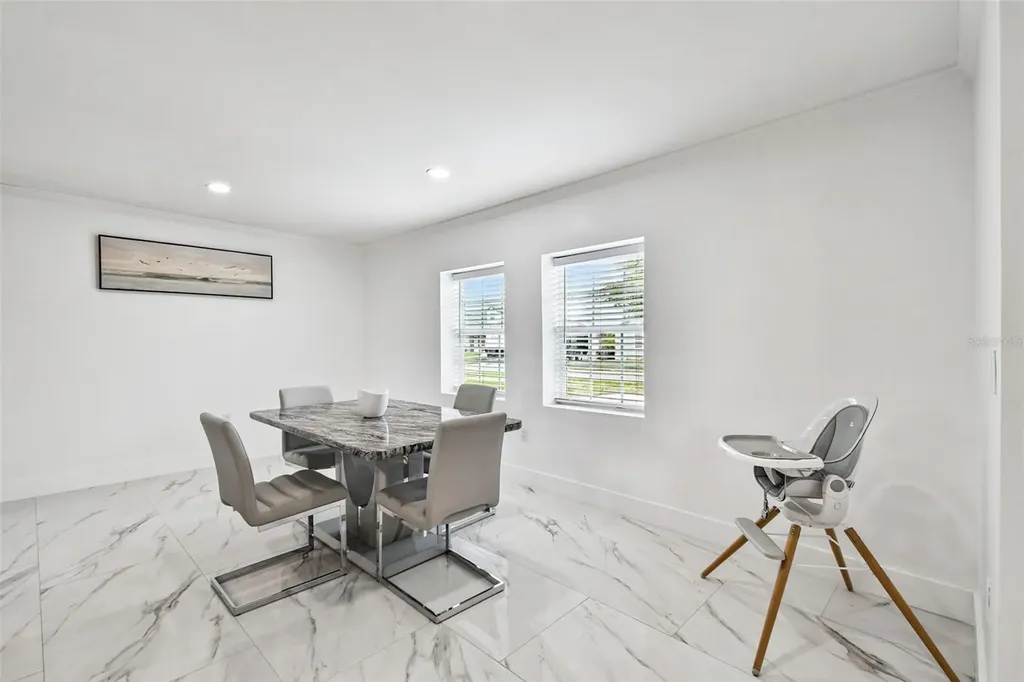 8708 Thornwood Lane Tampa FL 33615