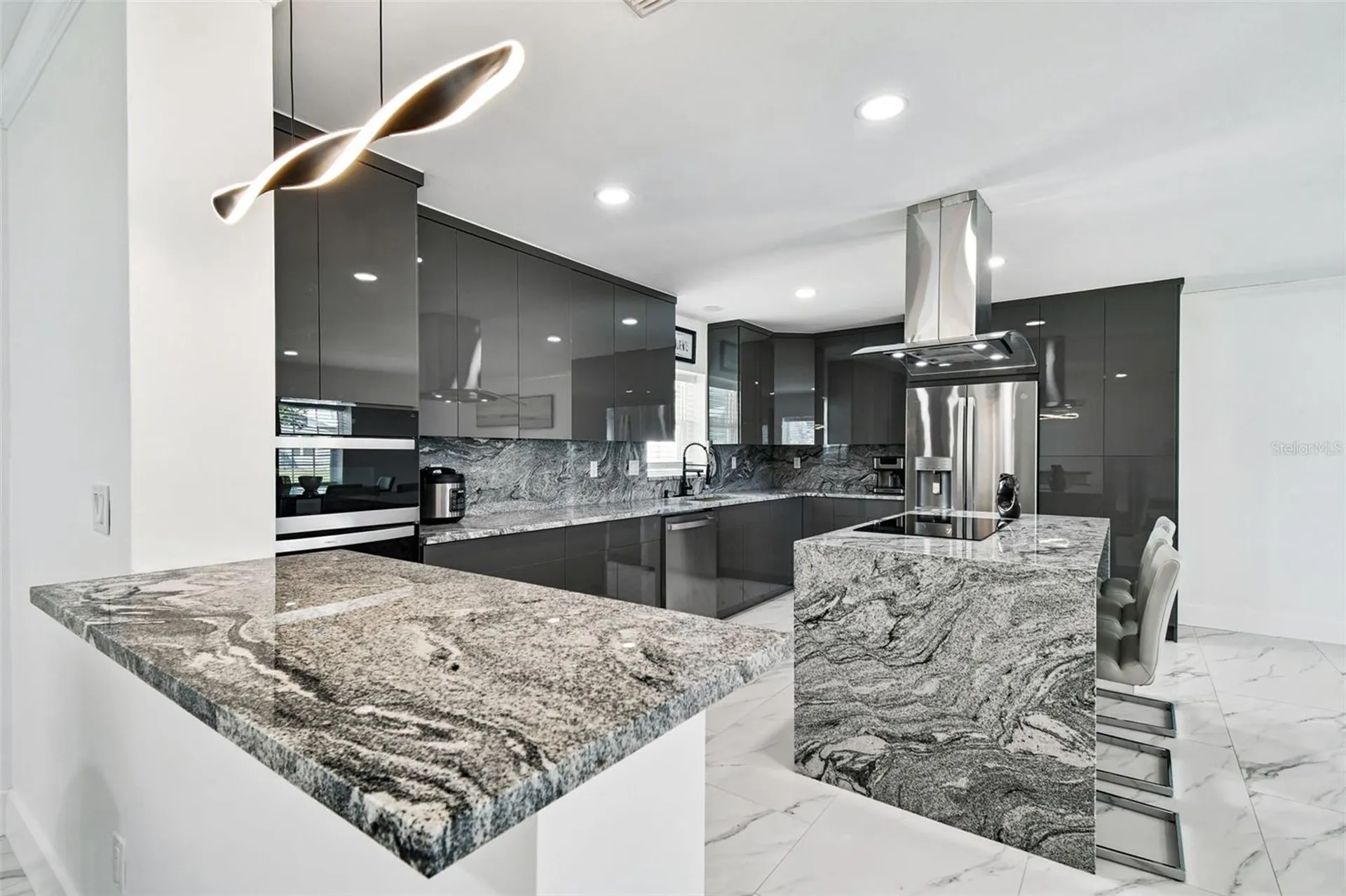 8708 Thornwood Lane Tampa FL 33615