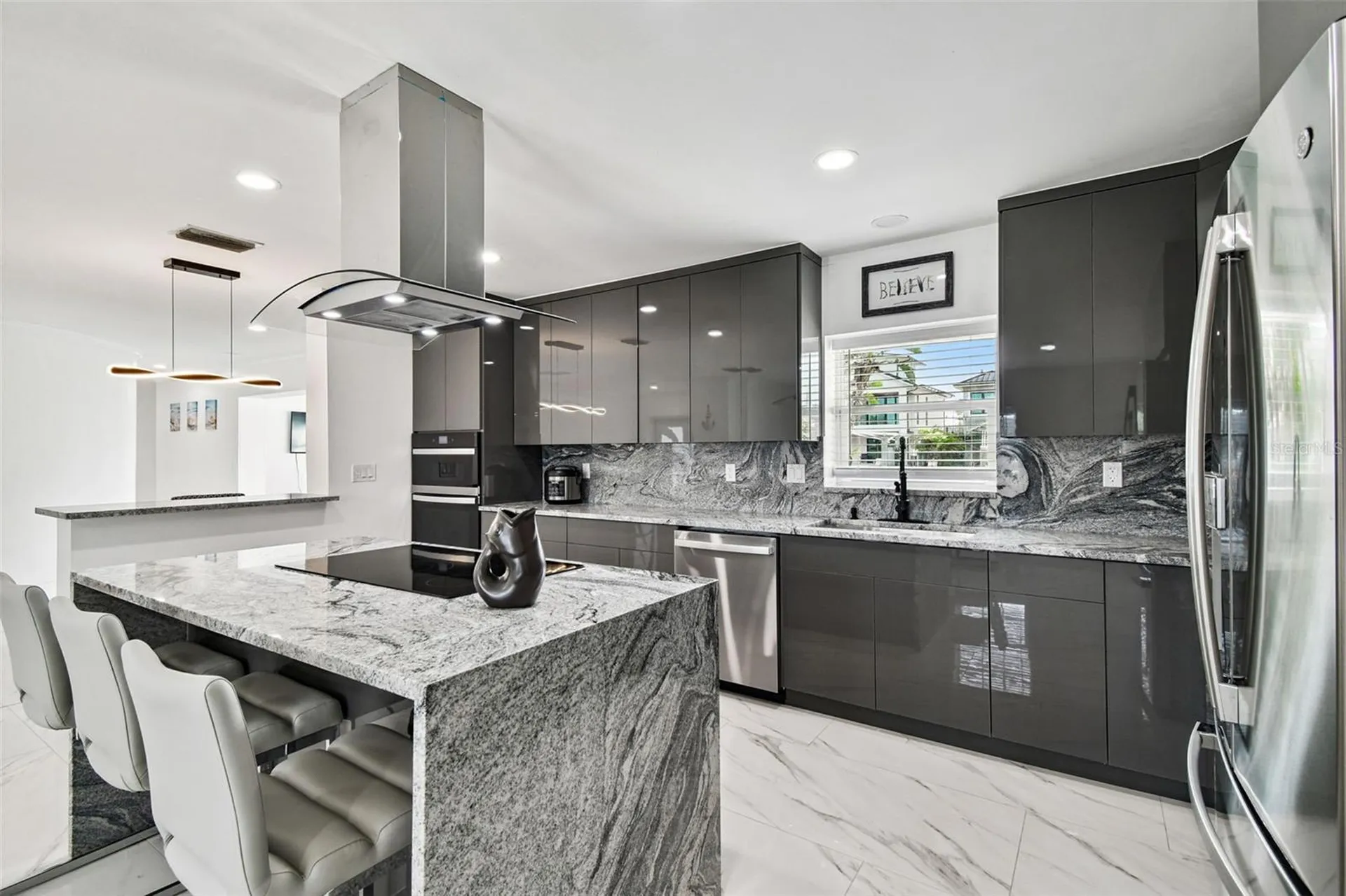 8708 Thornwood Lane Tampa FL 33615