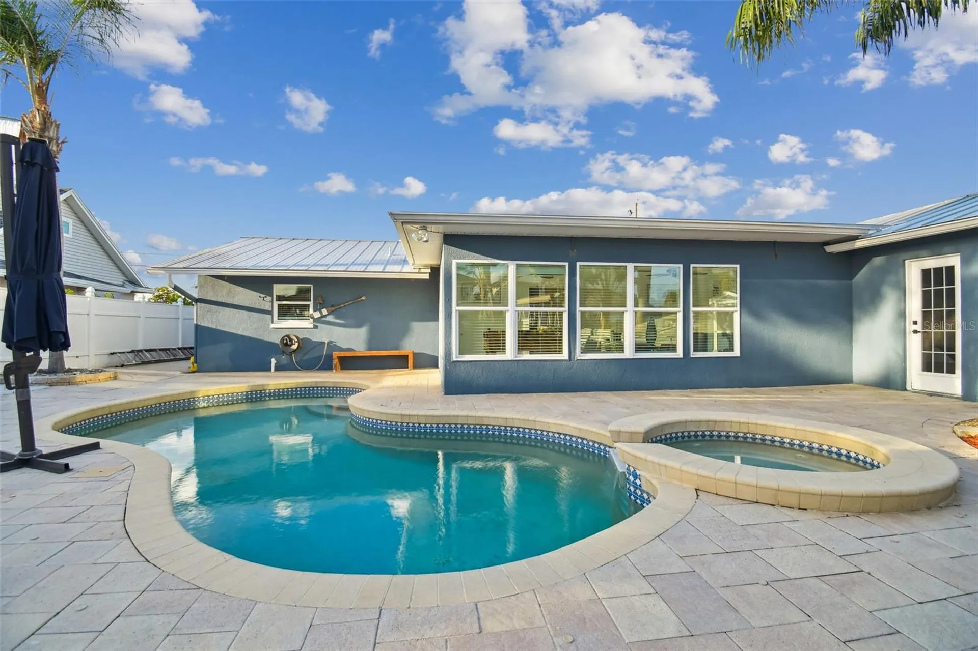 8708 Thornwood Lane Tampa FL 33615