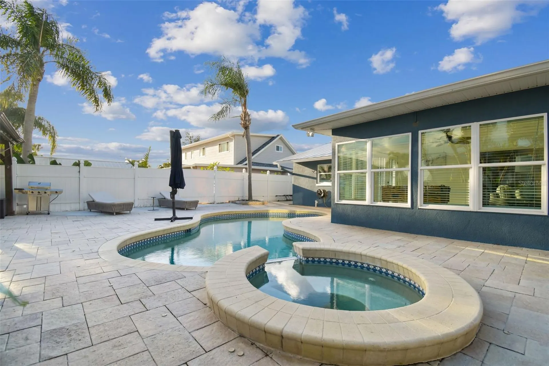8708 Thornwood Lane Tampa FL 33615