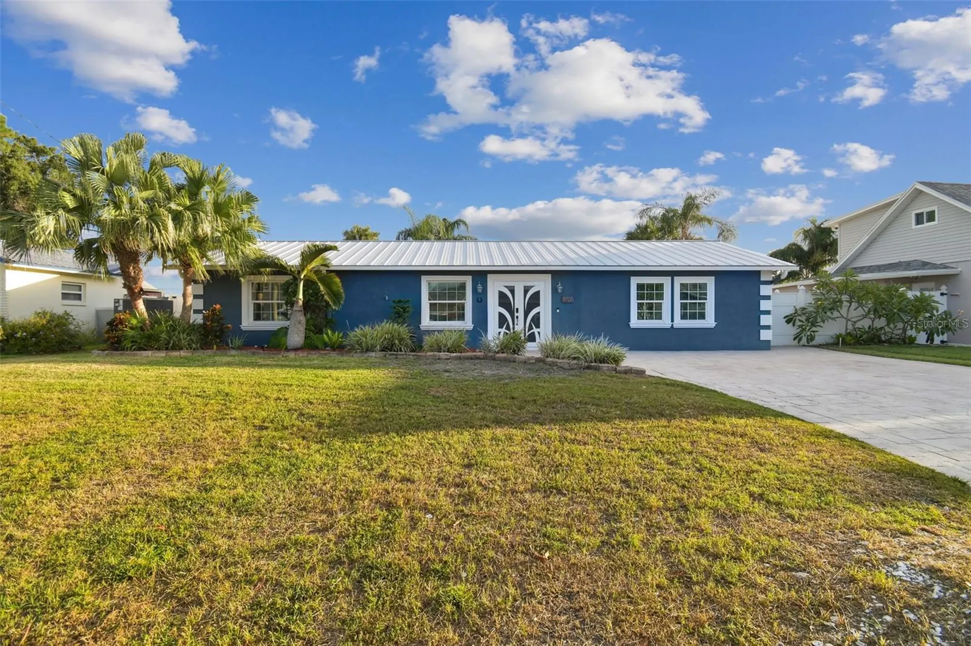 8708 Thornwood Lane Tampa FL 33615