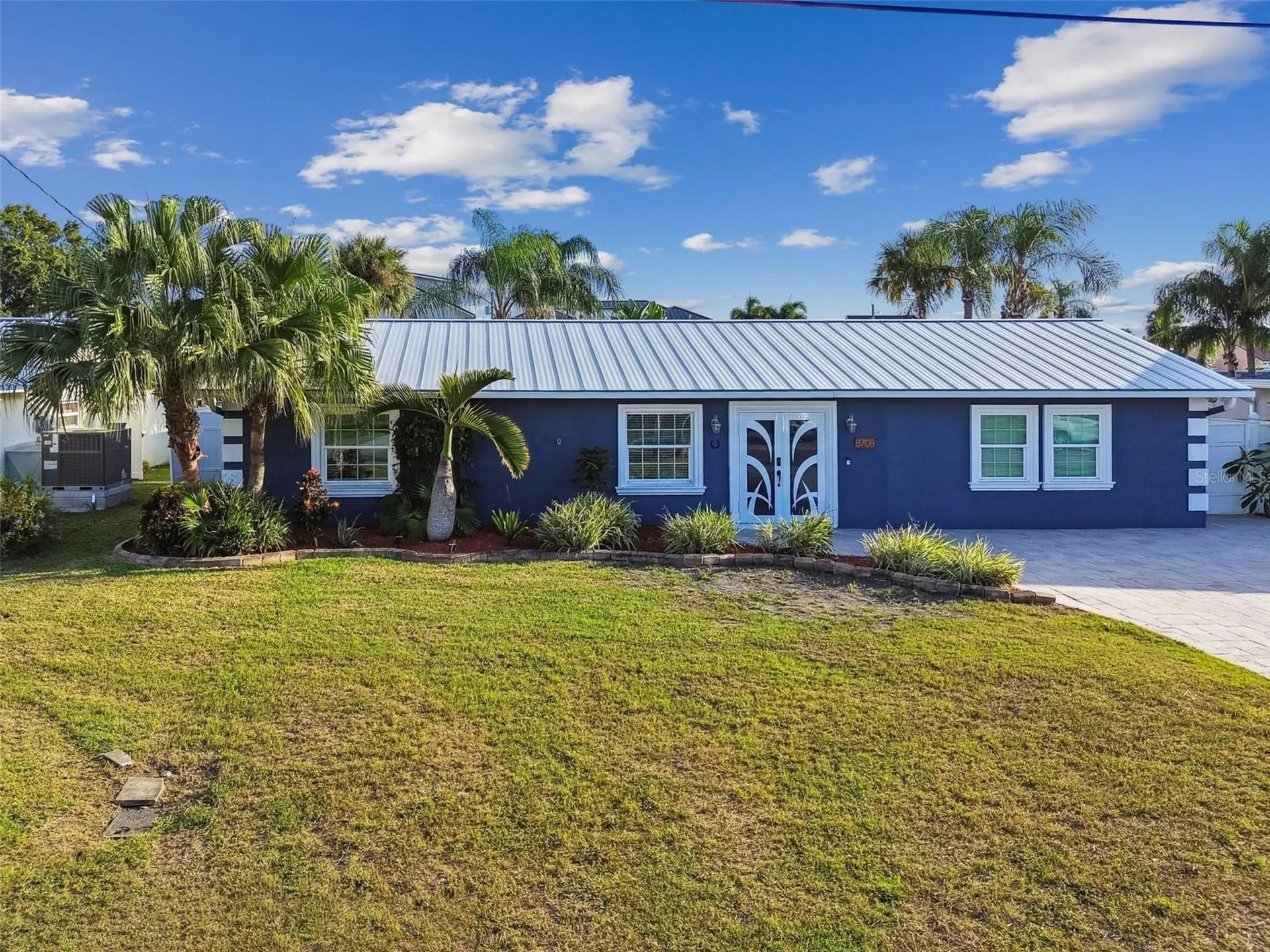 8708 Thornwood Lane Tampa FL 33615