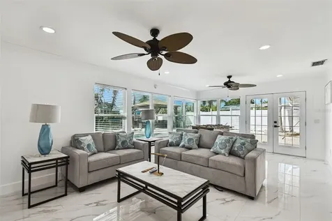 8708 Thornwood Lane Tampa FL 33615