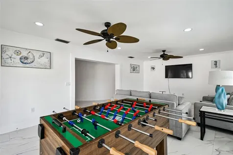 8708 Thornwood Lane Tampa FL 33615