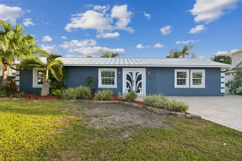 8708 Thornwood Lane Tampa FL 33615