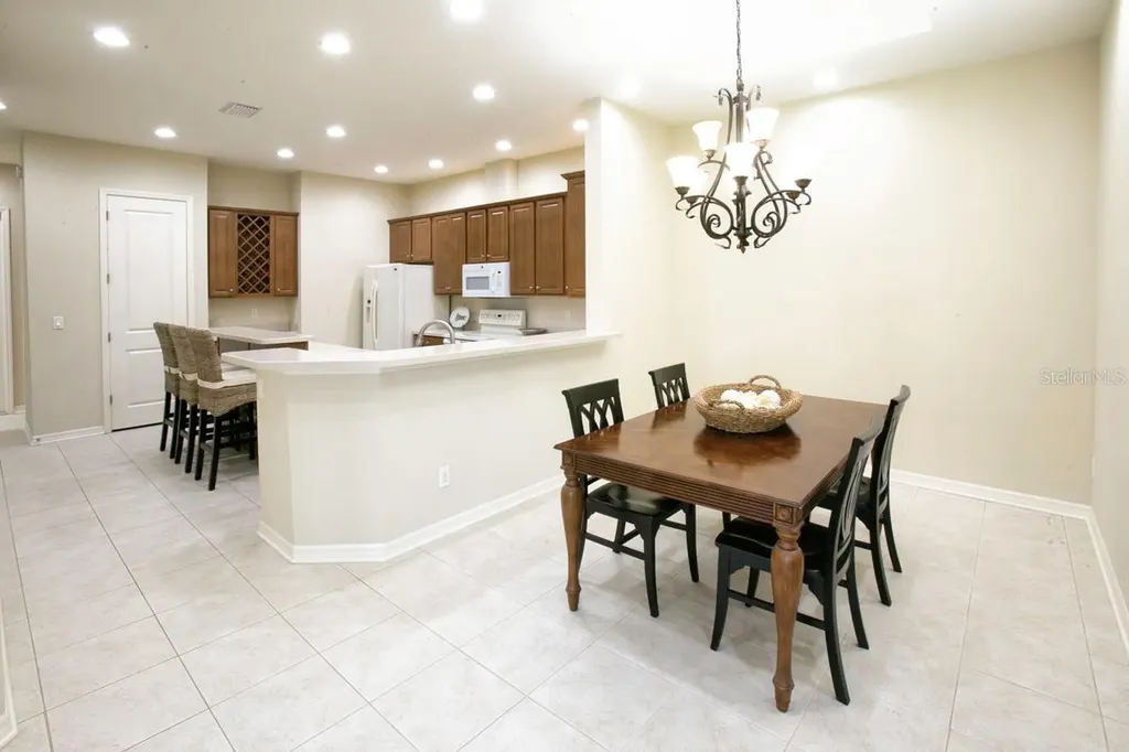 7321 Emma Road Bradenton FL 34209