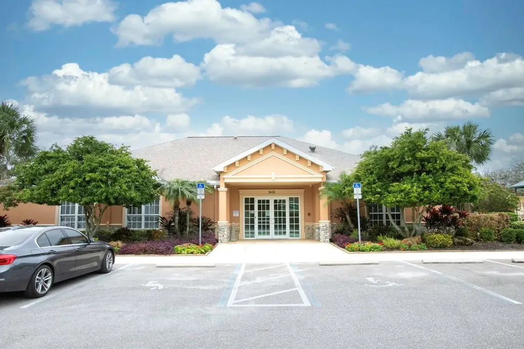 7321 Emma Road Bradenton FL 34209