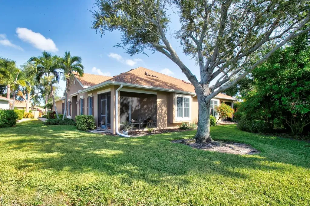 7321 Emma Road Bradenton FL 34209
