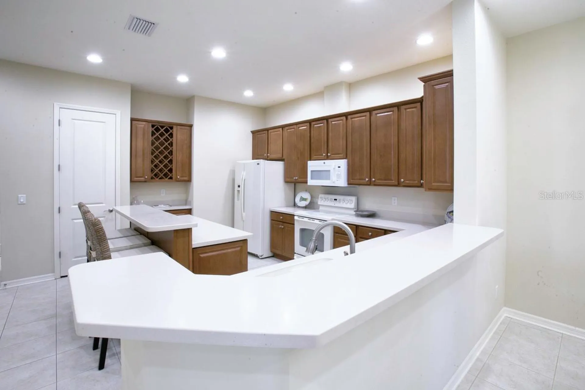 7321 Emma Road Bradenton FL 34209