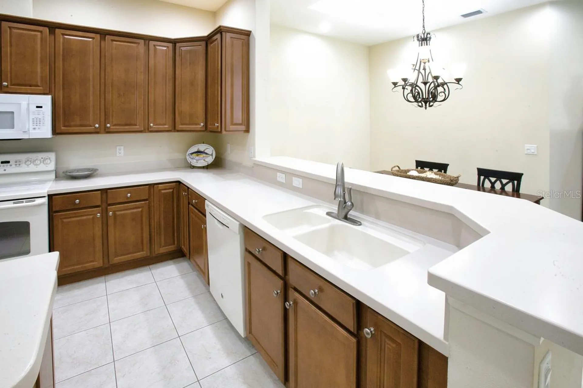 7321 Emma Road Bradenton FL 34209