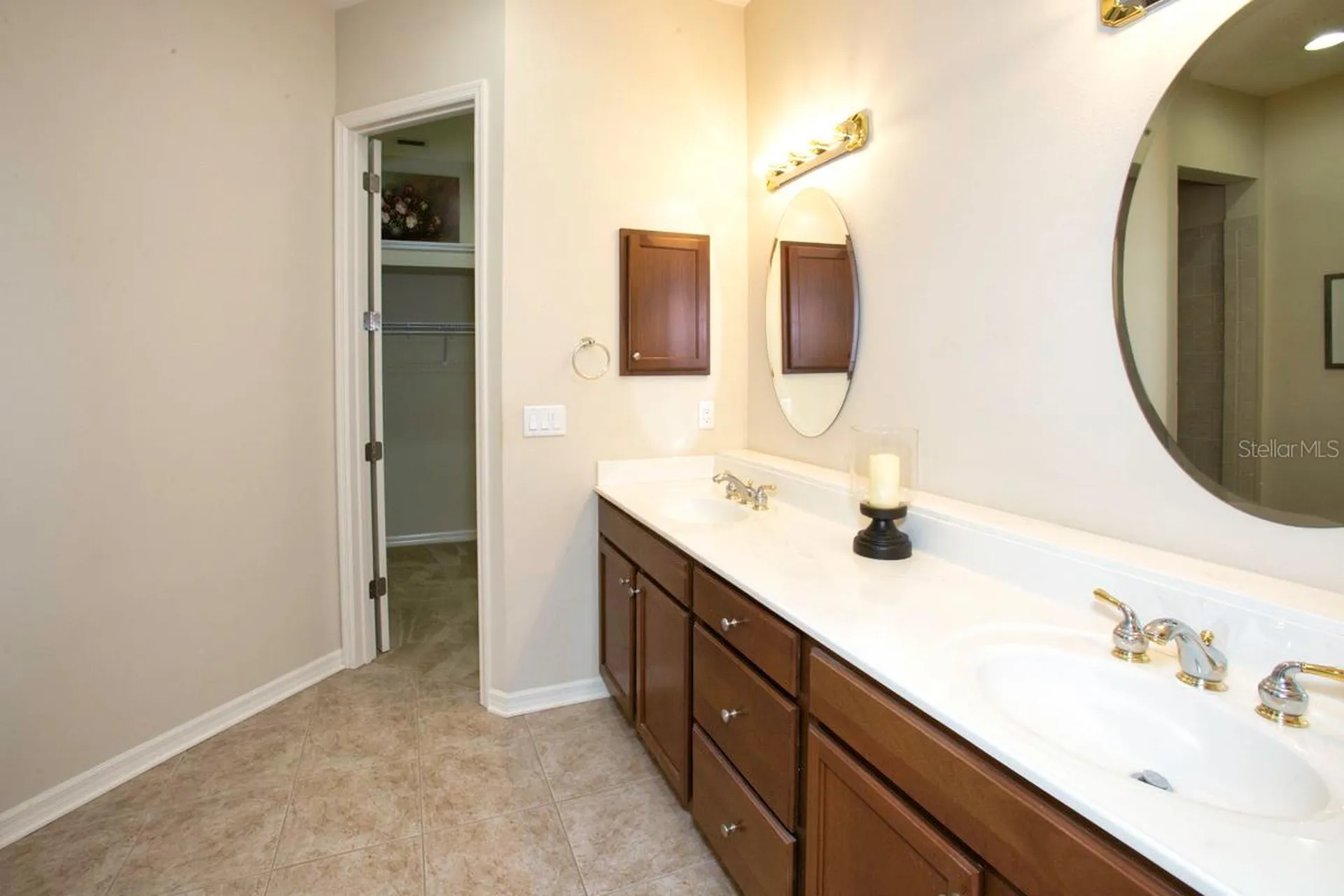 7321 Emma Road Bradenton FL 34209