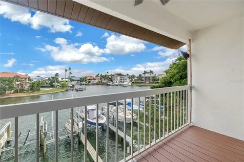 367 Madeira Circle Tierra Verde FL 33715