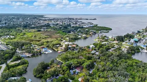 6936 Driftwood Drive Hudson FL 34667