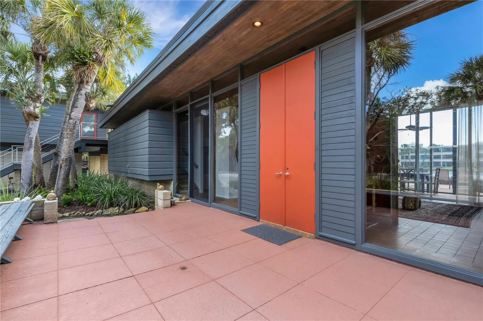 62 Sandy Hook Road S Sarasota FL 34242