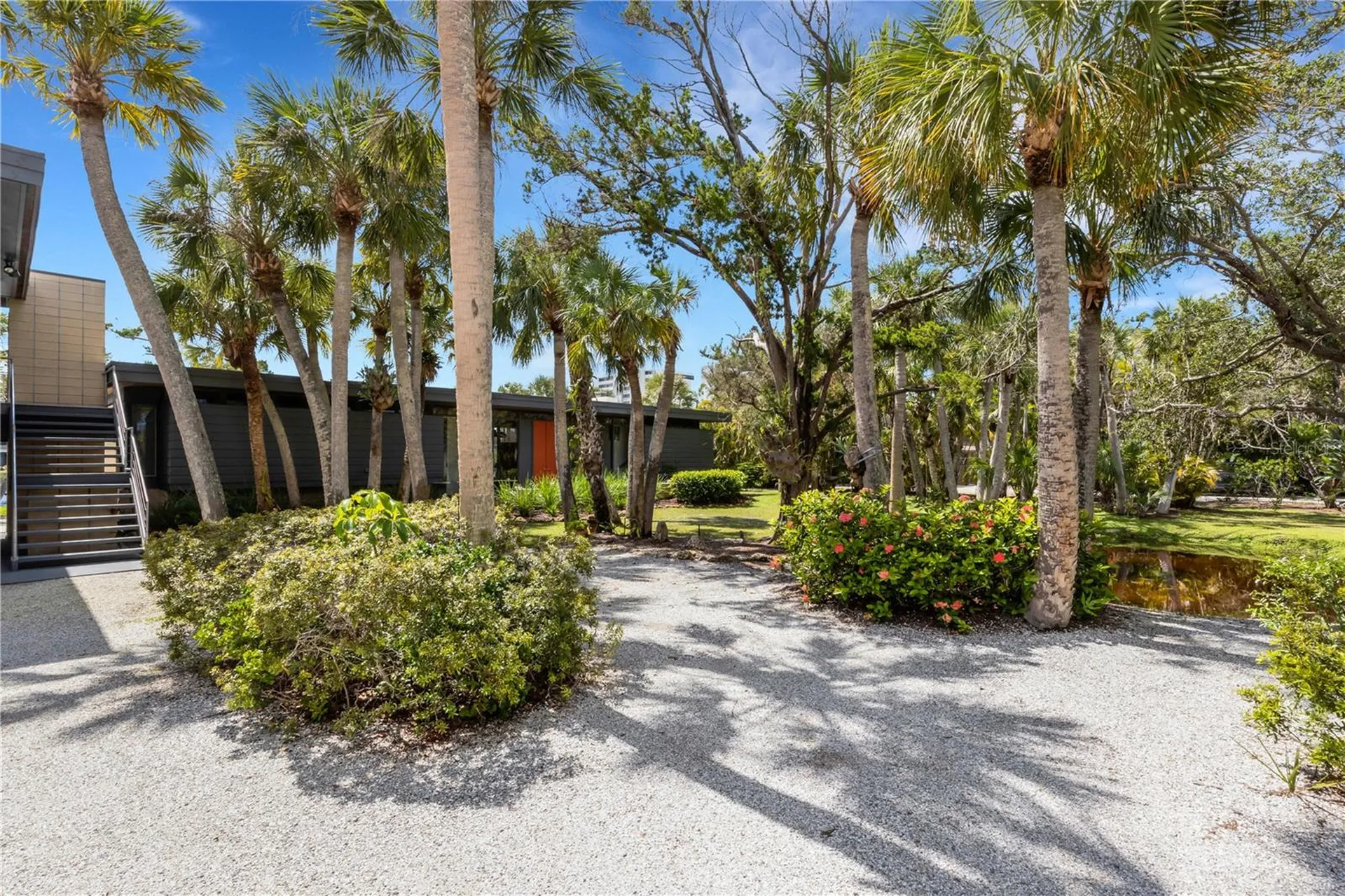 62 Sandy Hook Road S Sarasota FL 34242
