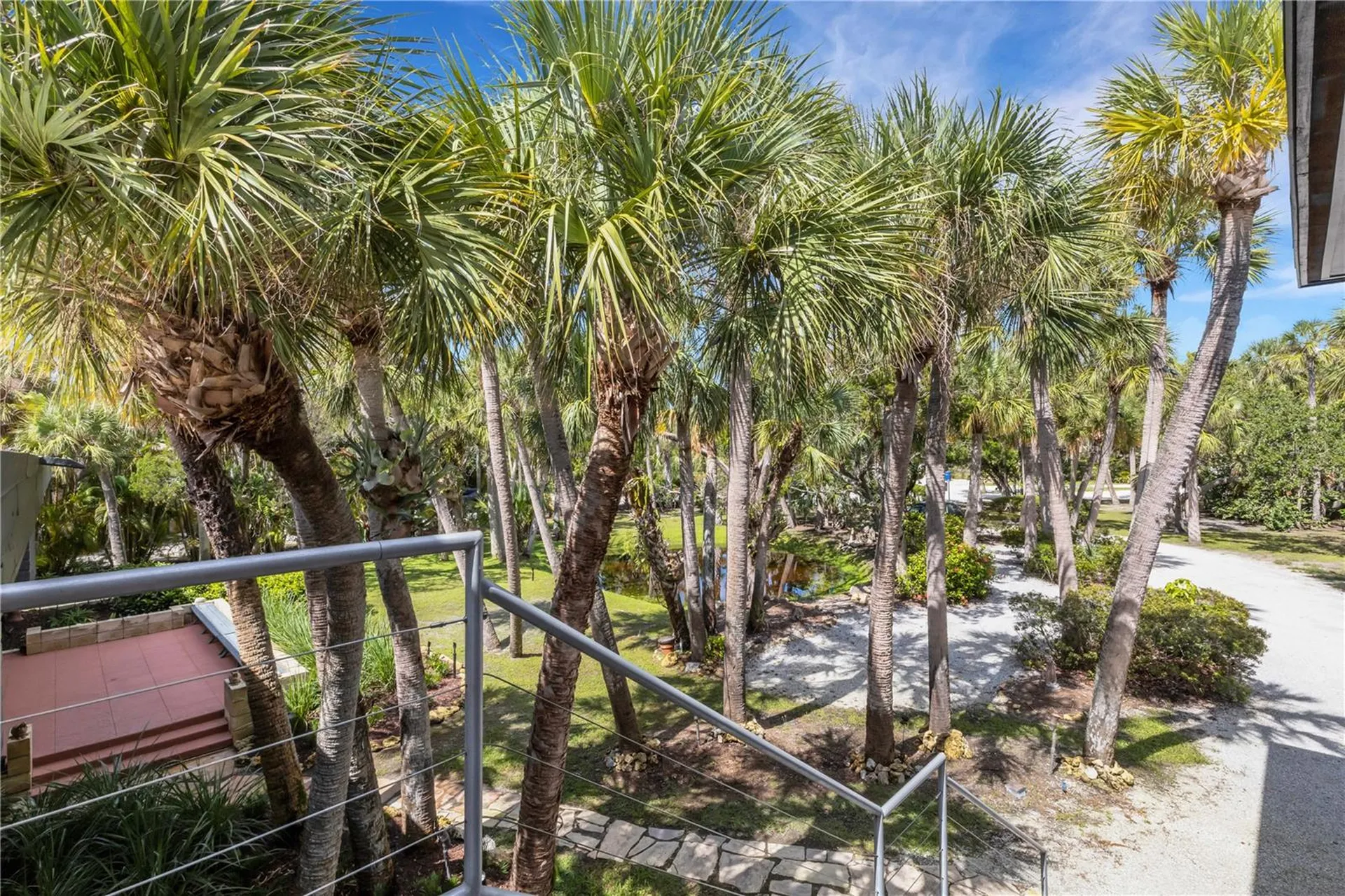 62 Sandy Hook Road S Sarasota FL 34242
