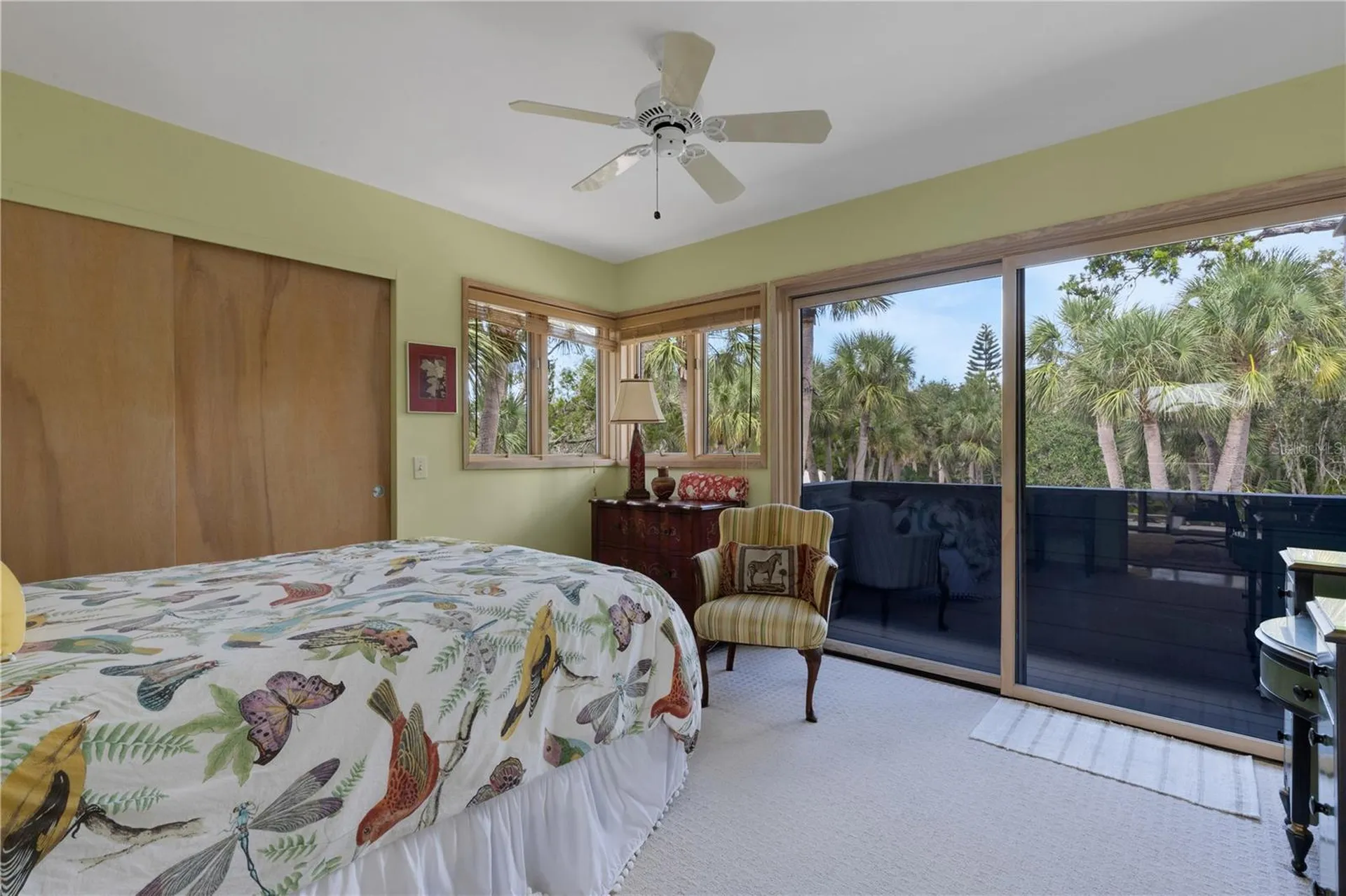 62 Sandy Hook Road S Sarasota FL 34242