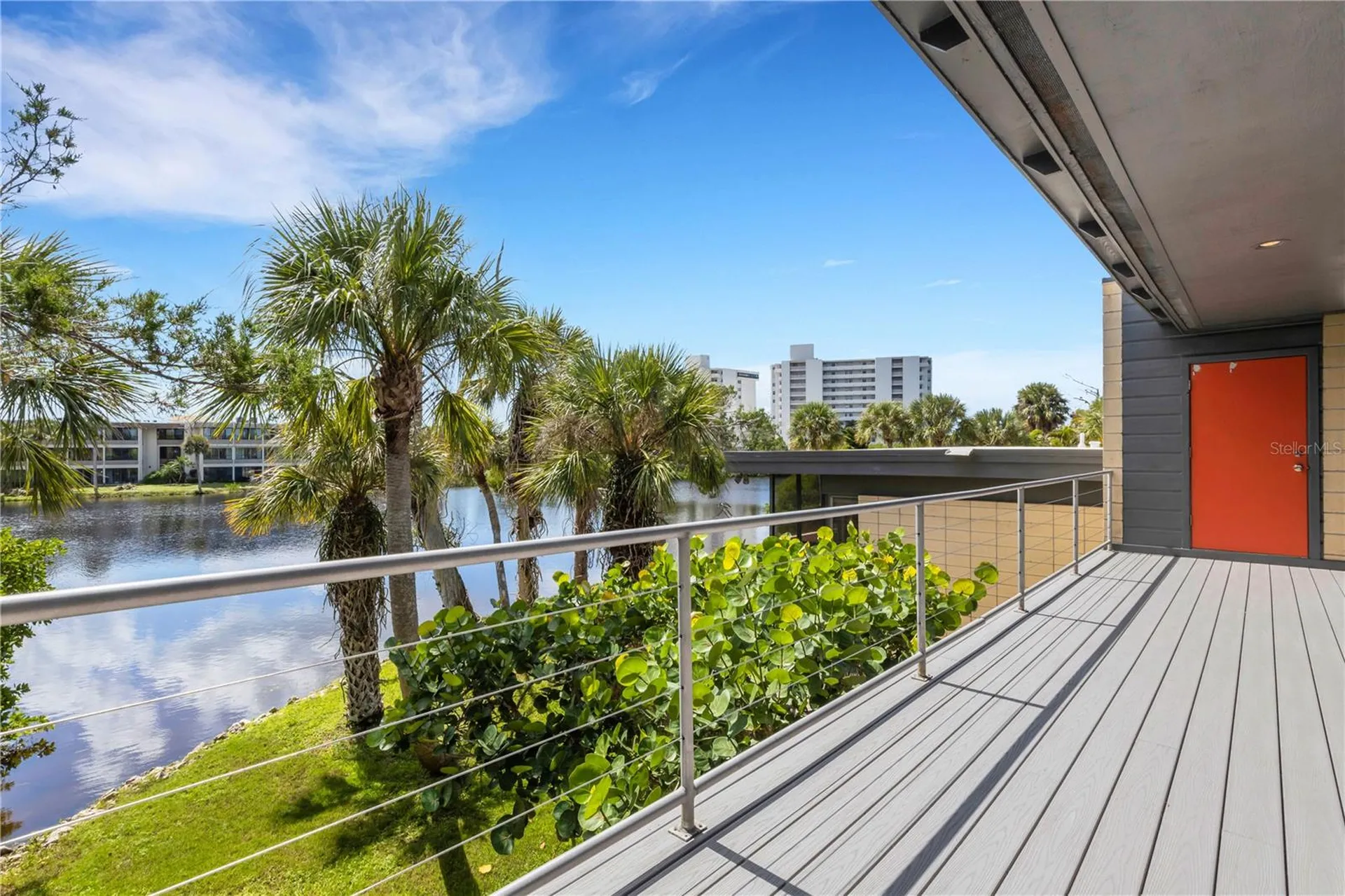 62 Sandy Hook Road S Sarasota FL 34242
