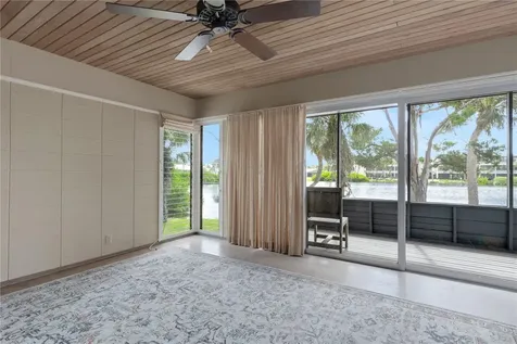 62 Sandy Hook Road S Sarasota FL 34242
