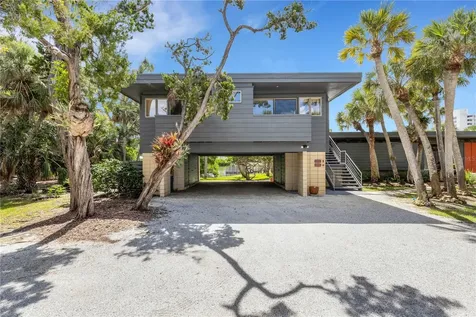 62 Sandy Hook Road S Sarasota FL 34242