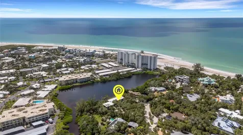 62 Sandy Hook Road S Sarasota FL 34242