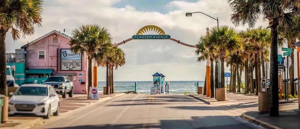 635 Orchard Avenue Ormond Beach FL 32174