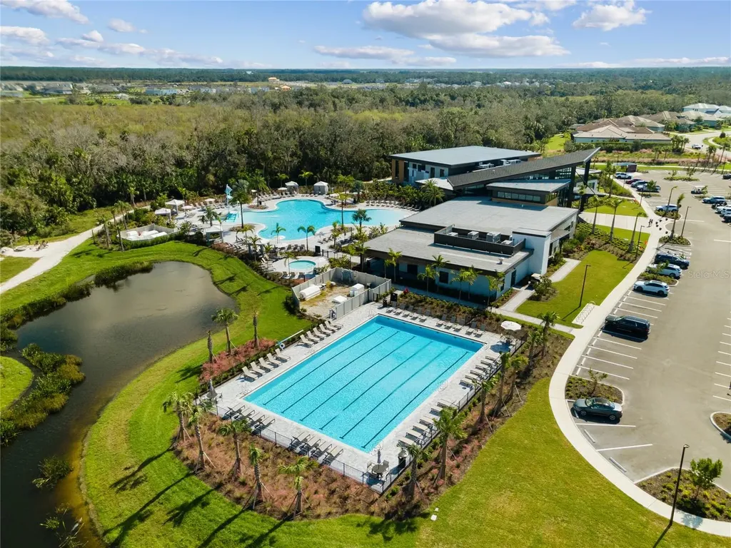 9048 Tequila Sunrise Drive Sarasota FL 34241