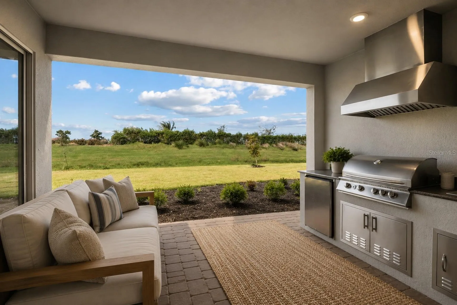 9048 Tequila Sunrise Drive Sarasota FL 34241