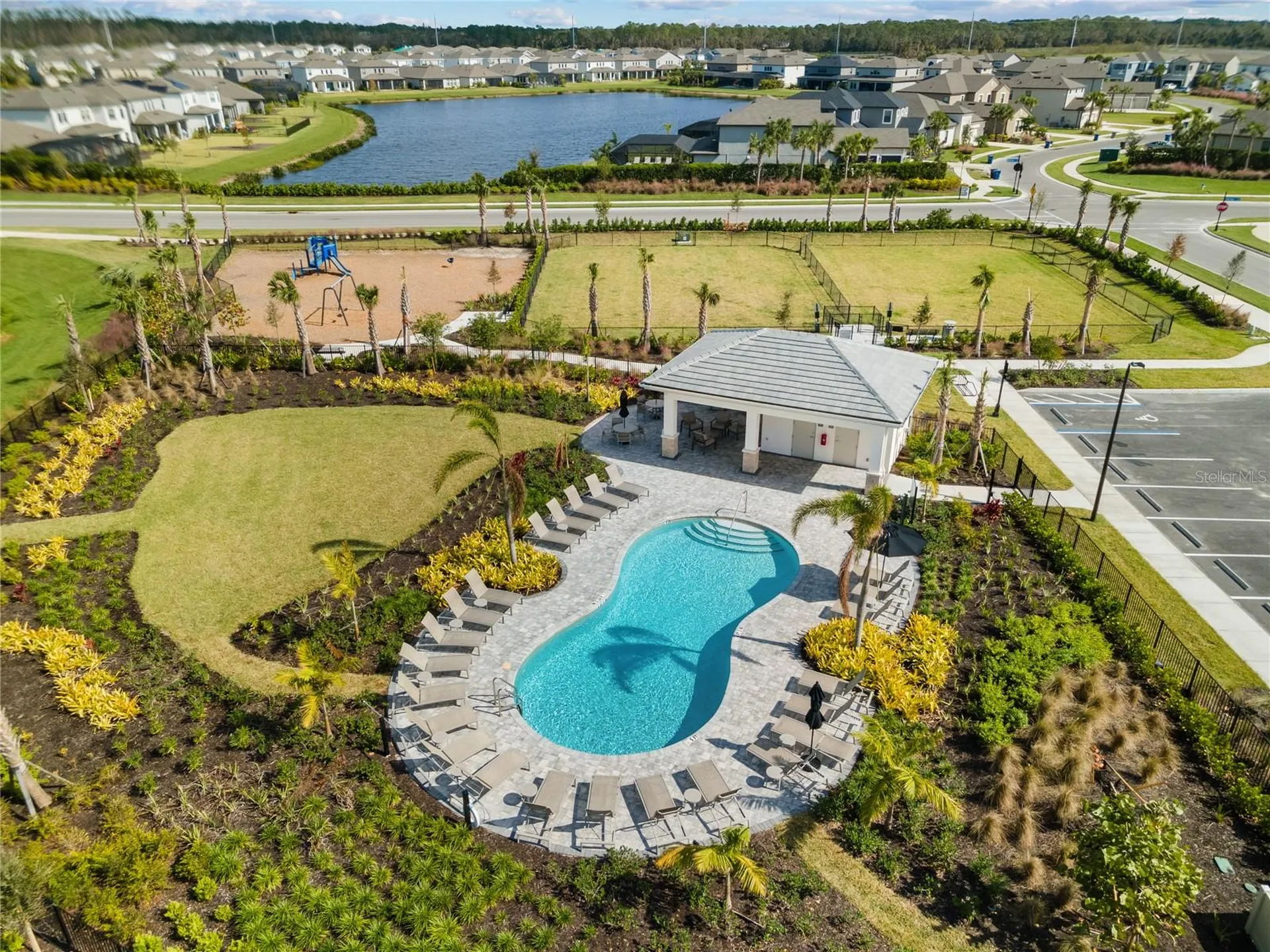 9048 Tequila Sunrise Drive Sarasota FL 34241