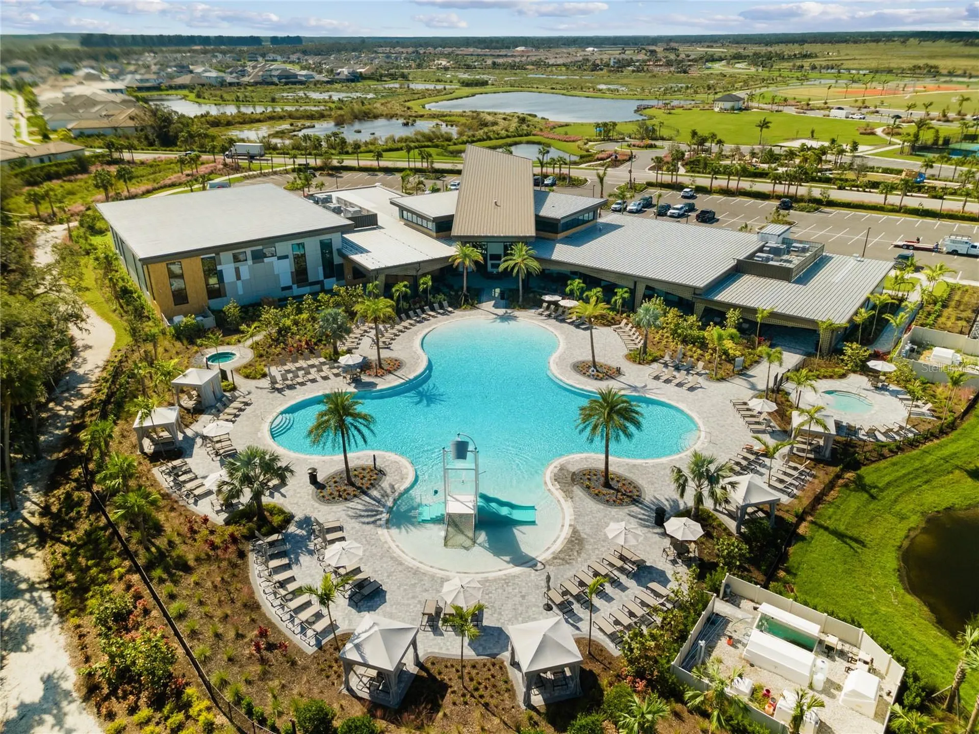 9048 Tequila Sunrise Drive Sarasota FL 34241