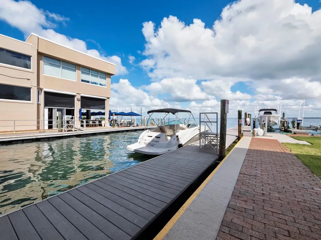 408 Gulf Of Mexico Drive Longboat Key FL 34228