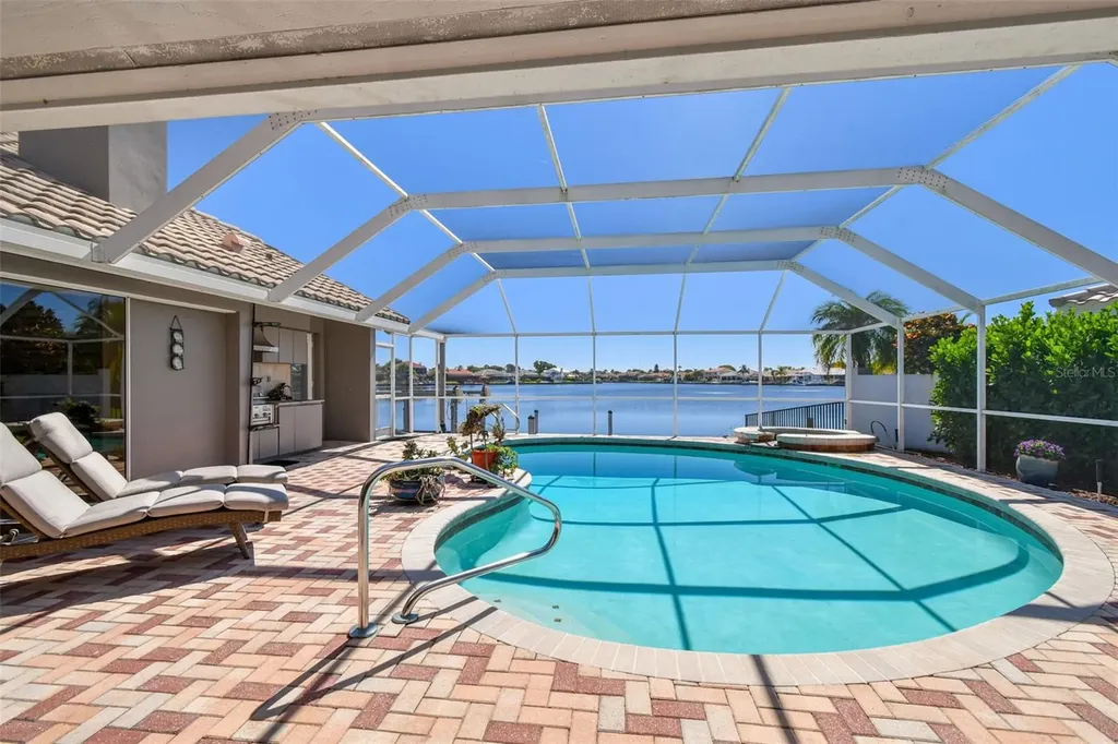 4918 E Longboat Boulevard Tampa FL 33615