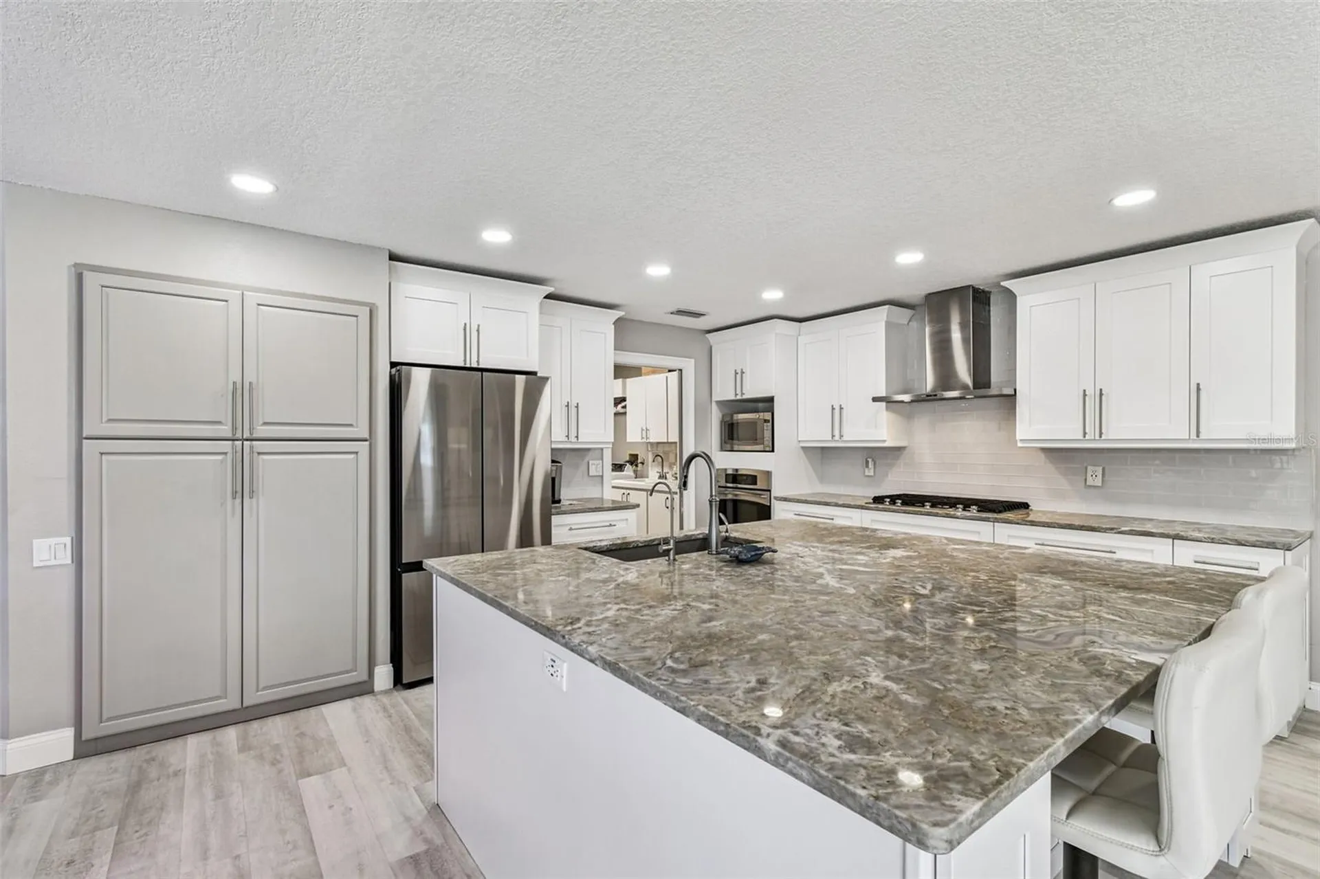 4918 E Longboat Boulevard Tampa FL 33615