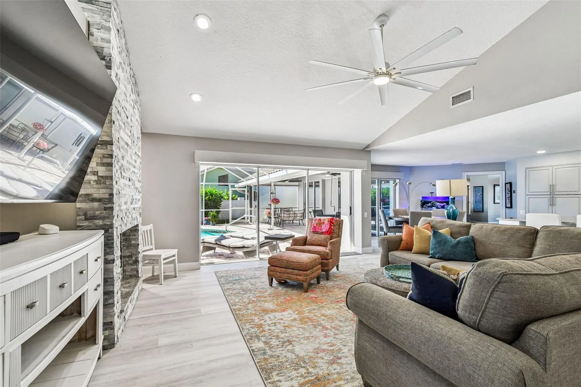 4918 E Longboat Boulevard Tampa FL 33615