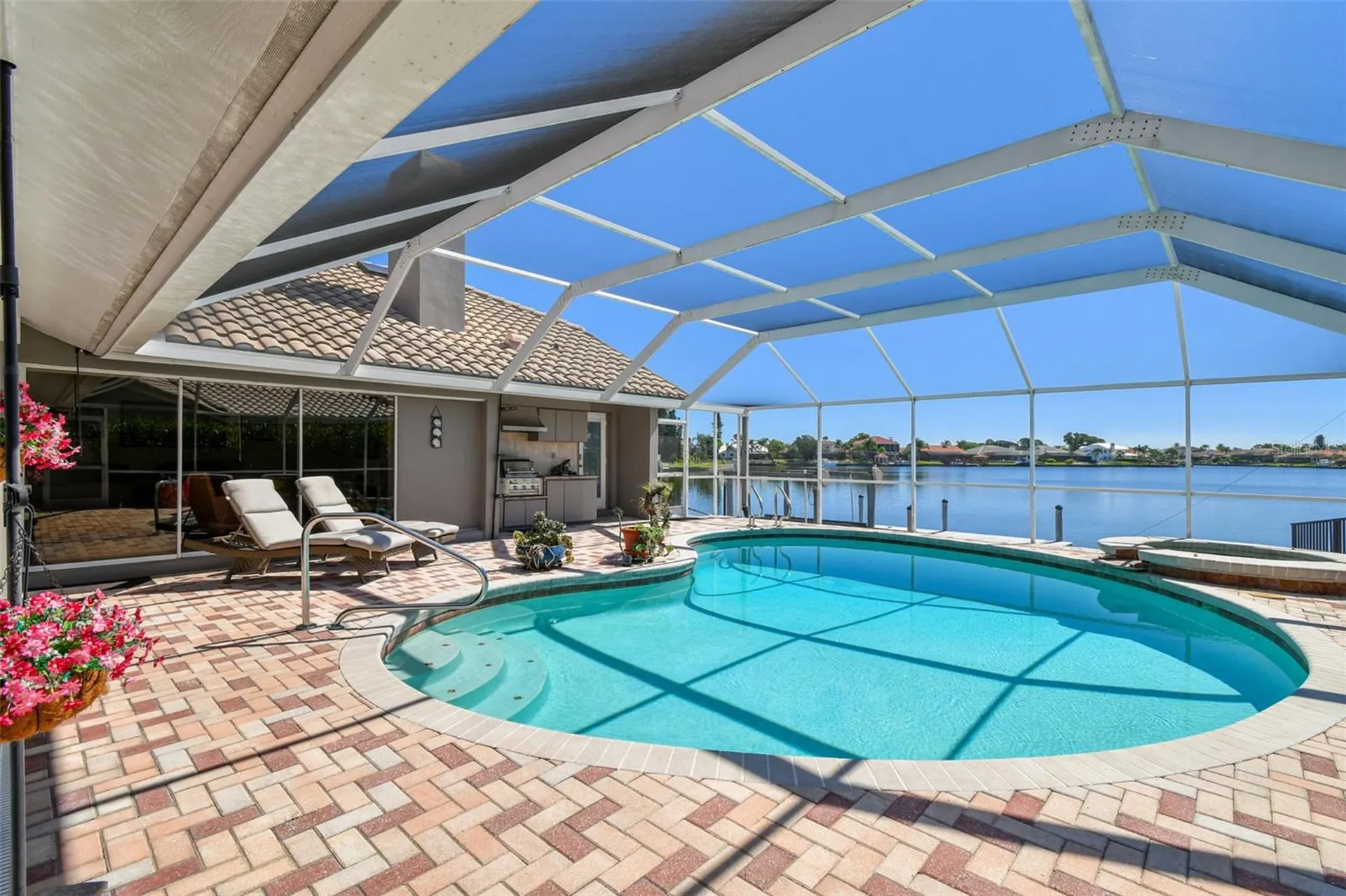 4918 E Longboat Boulevard Tampa FL 33615