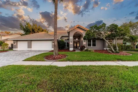 4918 E Longboat Boulevard Tampa FL 33615