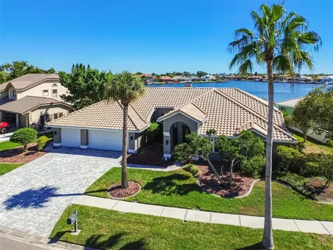 4918 E Longboat Boulevard Tampa FL 33615