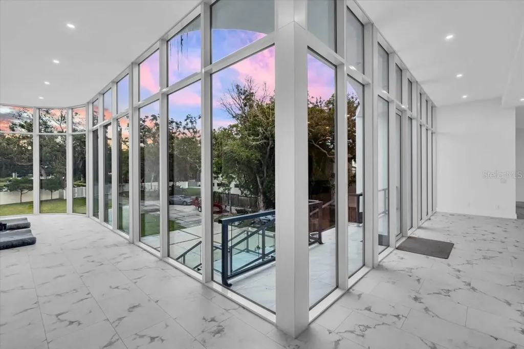 4035 Bay Shore Road Sarasota FL 34234