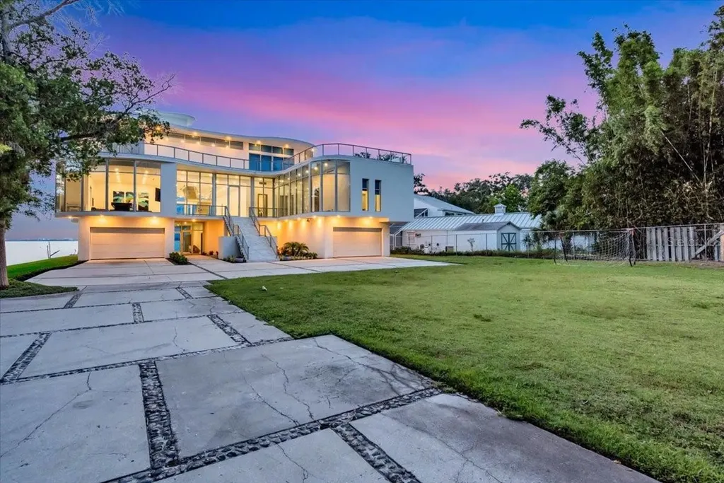 4035 Bay Shore Road Sarasota FL 34234