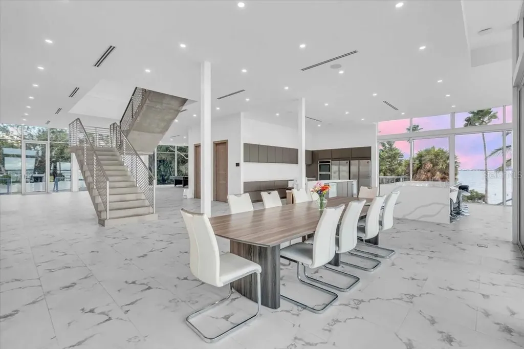 4035 Bay Shore Road Sarasota FL 34234