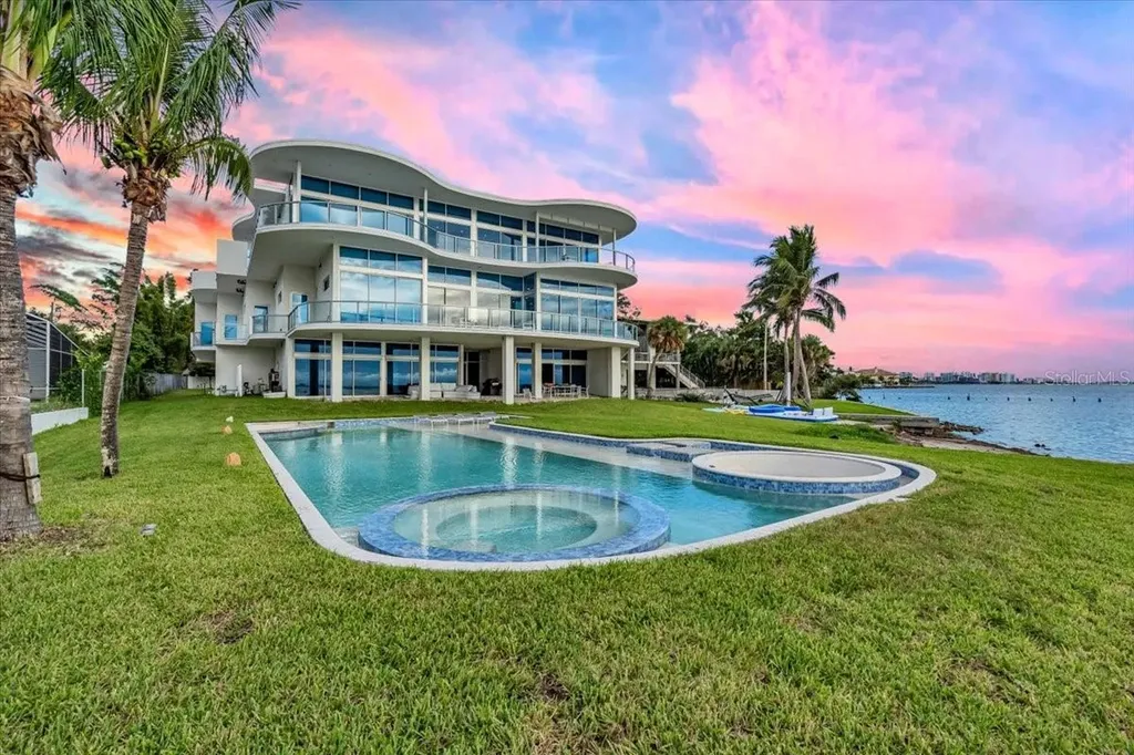 4035 Bay Shore Road Sarasota FL 34234