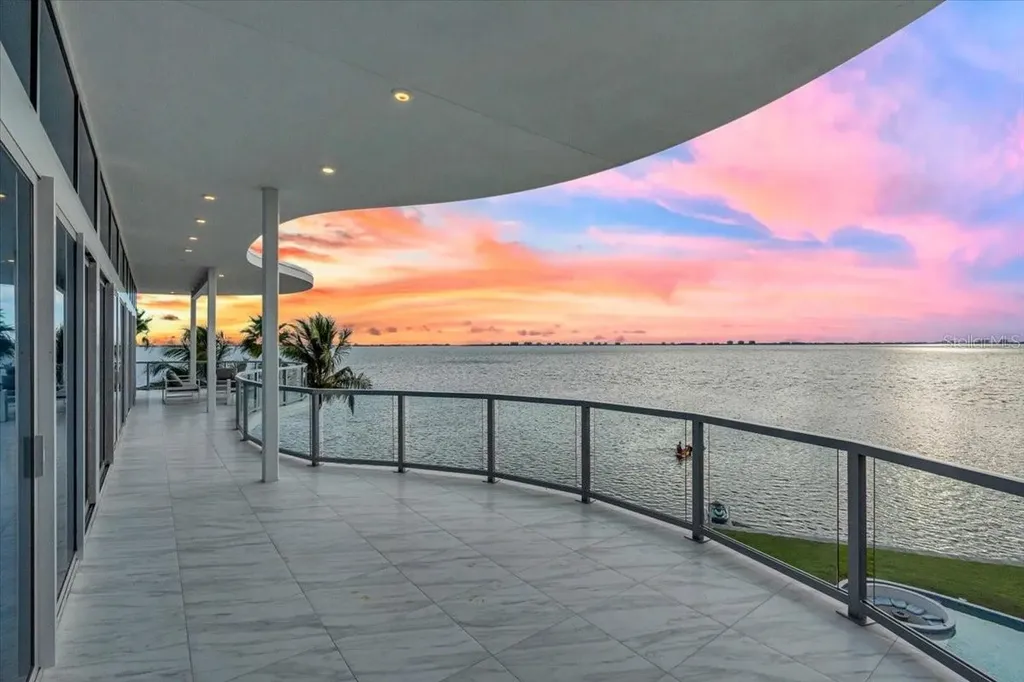 4035 Bay Shore Road Sarasota FL 34234